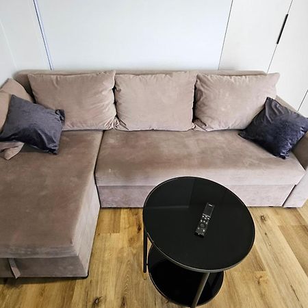 Apartament Bulgarska 59 - Sypialnia I Salon - 40M2 - Self Check In 24H Poznań Exteriör bild