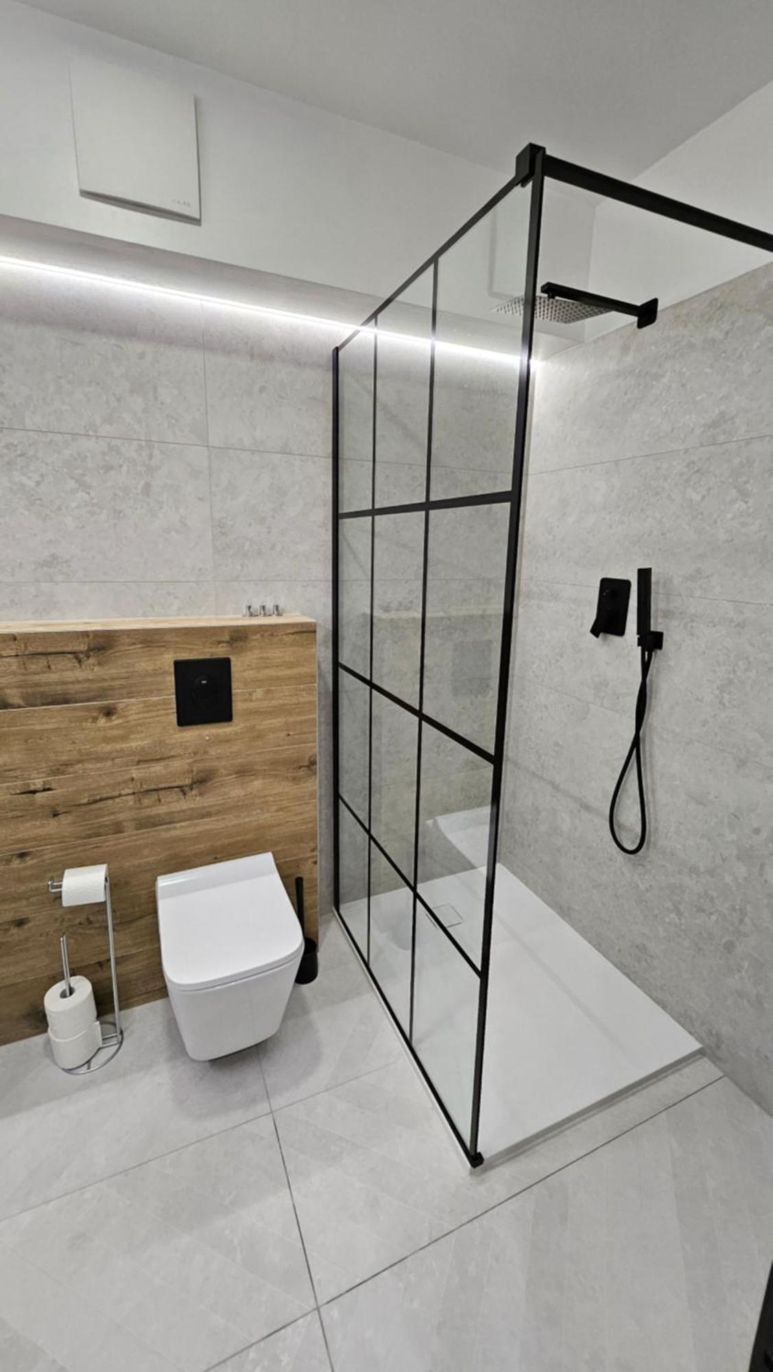 Apartament Bulgarska 59 - Sypialnia I Salon - 40M2 - Self Check In 24H Poznań Exteriör bild